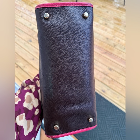 Coach Dempsey Carryall in Signature Jacquard & Pebbled Leather - Picture 8 of 8